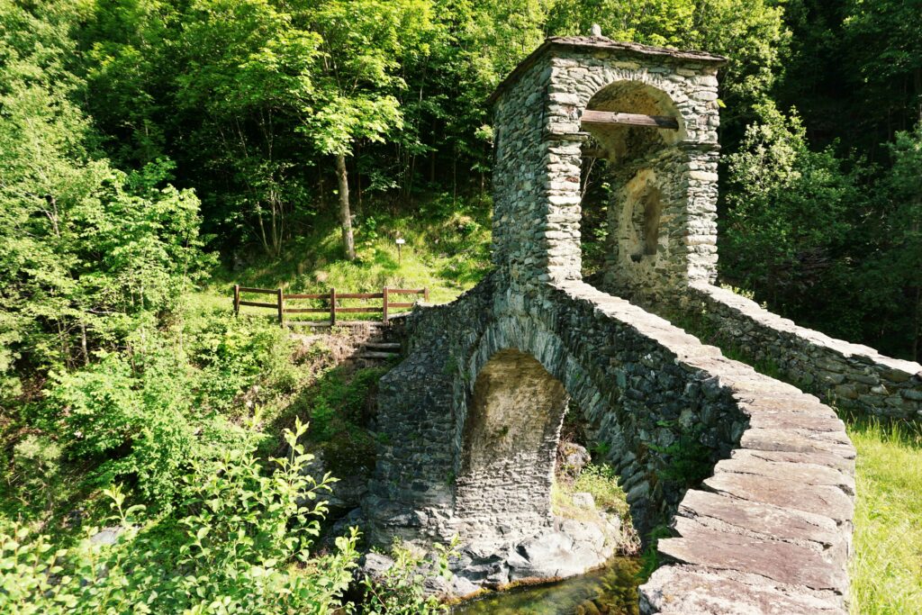 Ponte storico di Lemie