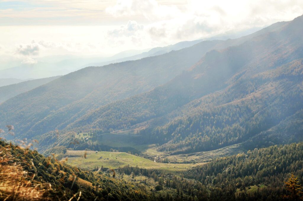 Panorama sull'Alpe Giaveno, Vallone del Sangonetto