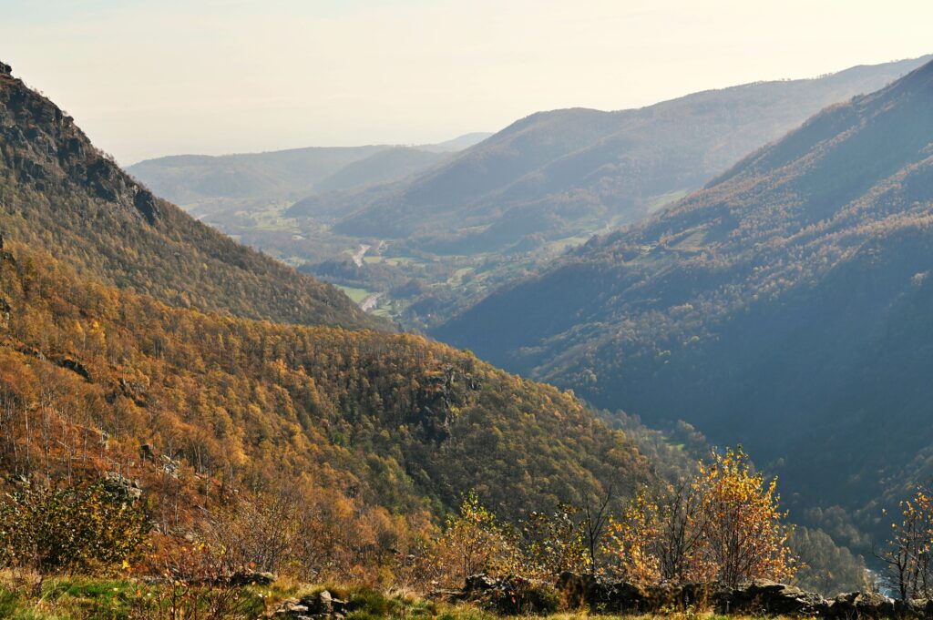 Panorama sulla Valchiusella dai Piani di Cappia