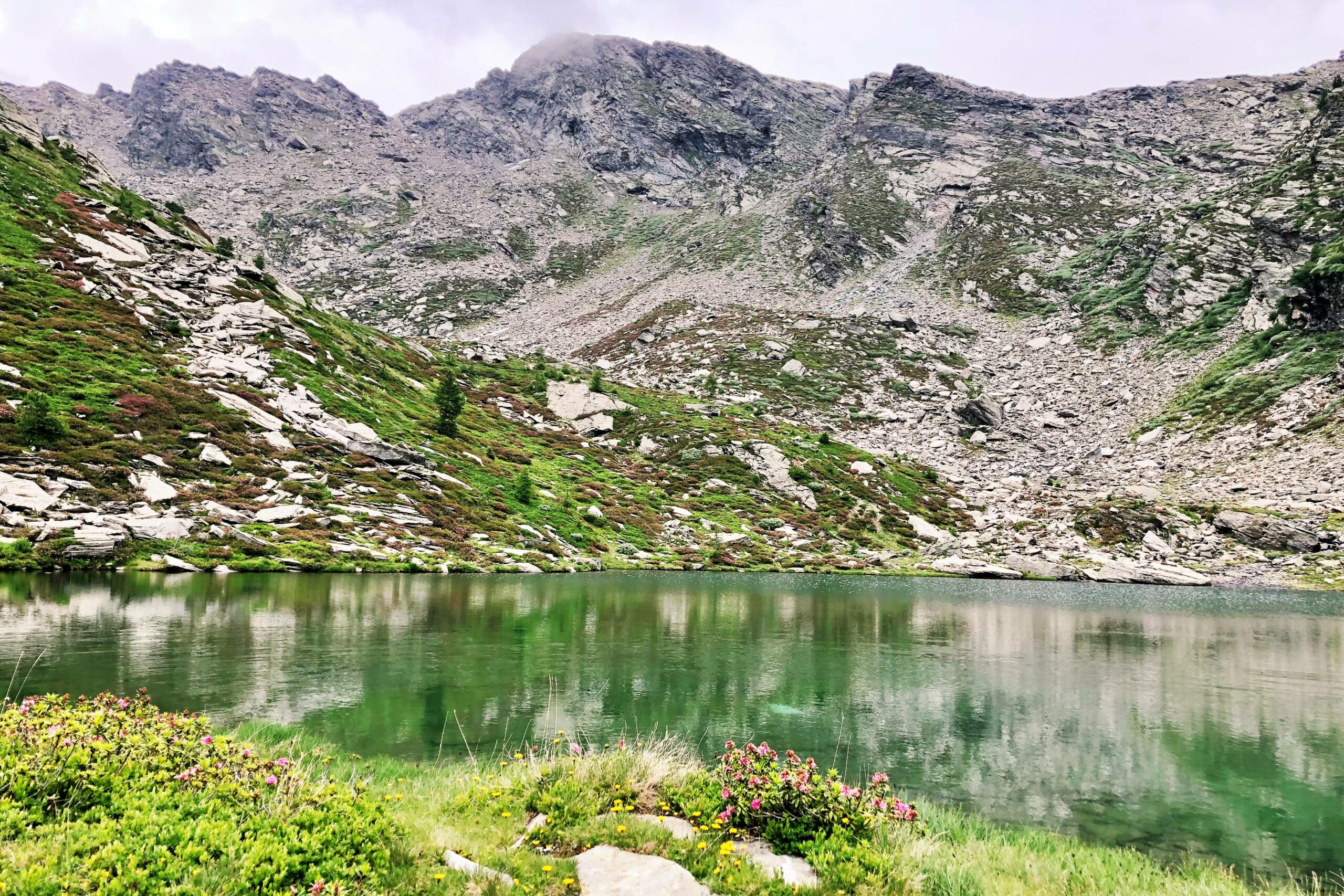 Il lago d'Envie in Val Germanasca