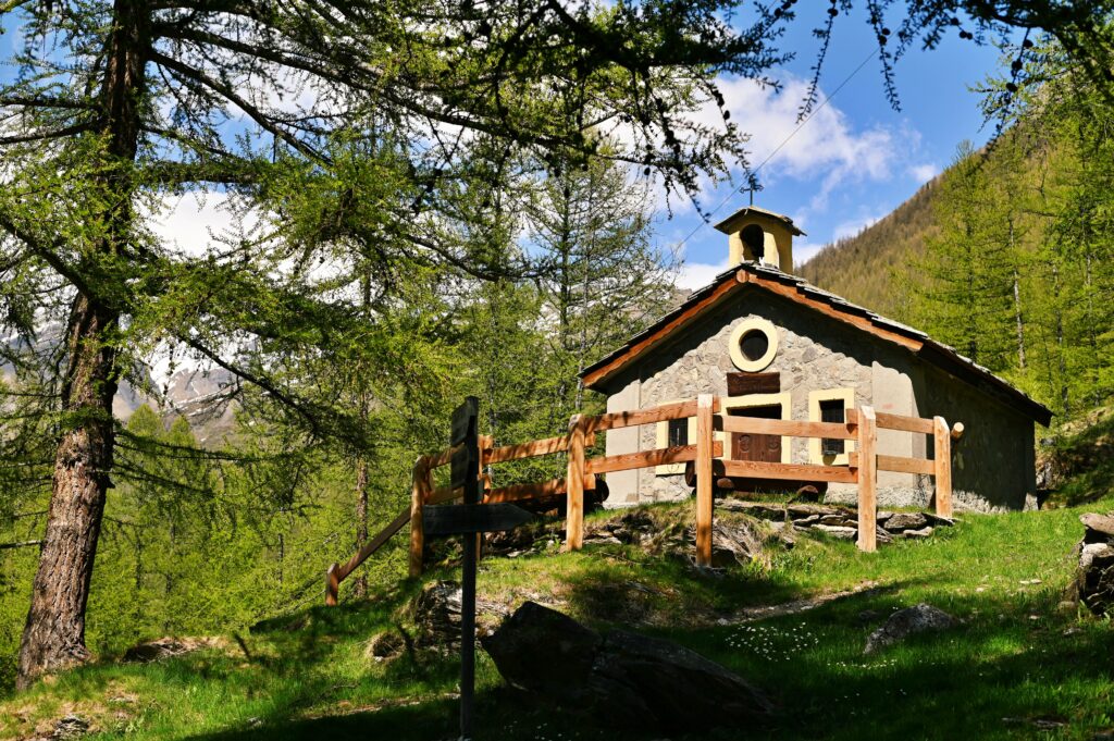 La Cappella dedicata alla Madonna delle Nevi alle Grange Mouchecuite, Bradonecchia