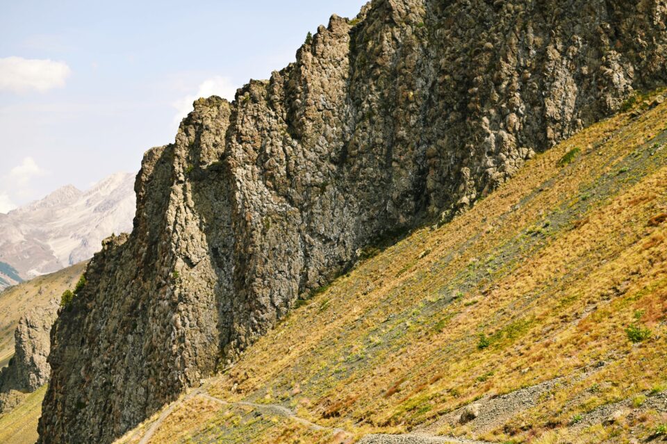 Le rocce laviche del Colletto Verde