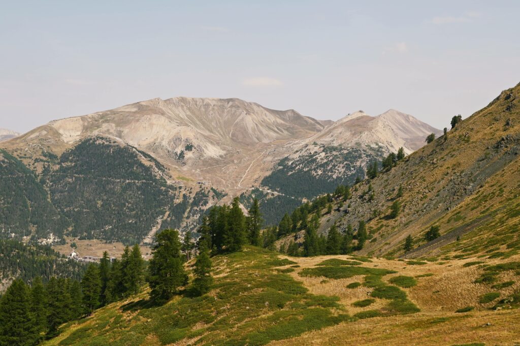 Panorama salendo al Colletto Verde da Monginevro